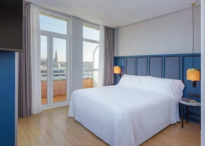 Innside By Melia San Sebastian Orly 4*