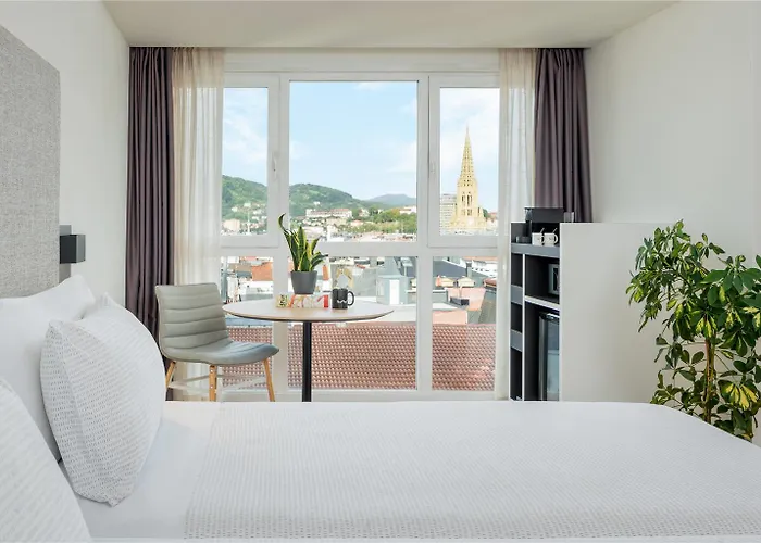 Orly, Affiliated By Melia Hotel 4*