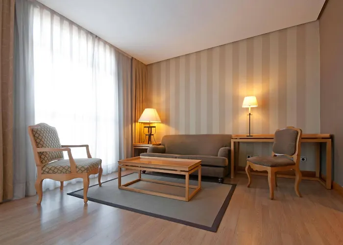 Orly, Affiliated By Melia Hotel 4*