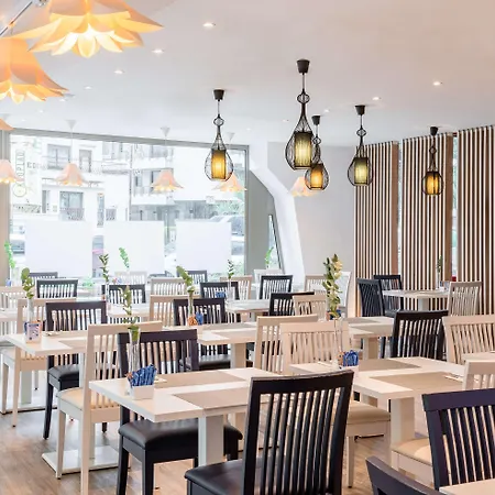 Orly, Affiliated By Melia Hotel Saint-Sébastien