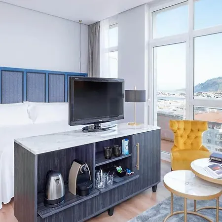 Orly, Affiliated By Melia 4* Saint-Sébastien