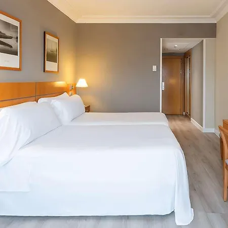 Orly, Affiliated By Melia Hotel Saint-Sébastien
