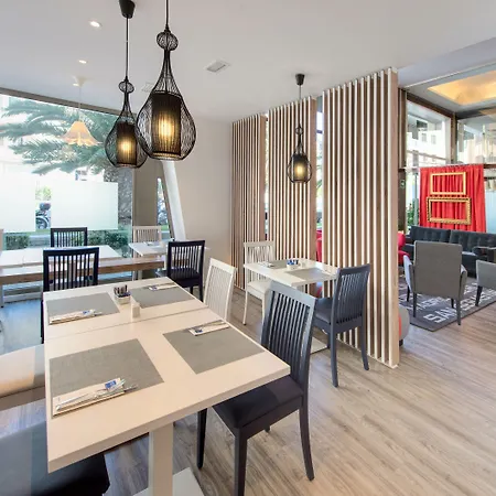 Szálloda Innside By Melia Orly 4*