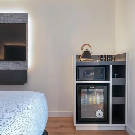 Innside By Melia Orly 4* Сан-Себастьян