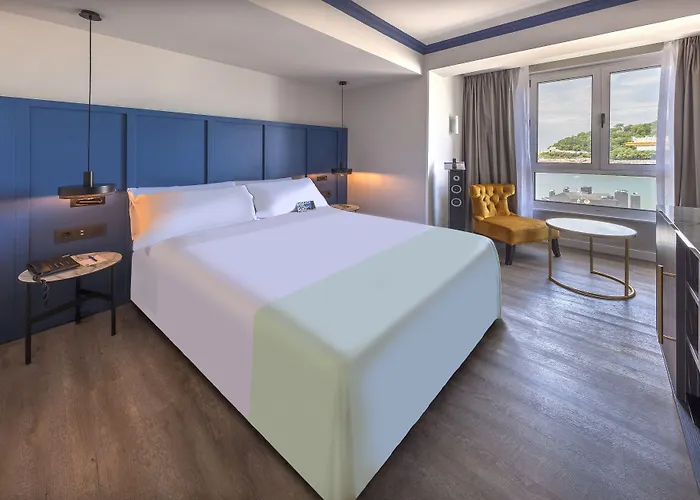 Hotel Innside By Melia San Sebastian Orly 4*