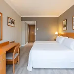 Innside By Melia San Sebastian Orly 4*