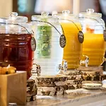 Отель Innside By Melia San Sebastian Orly 4*