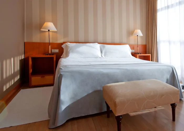 Отель Innside By Melia San Sebastian Orly