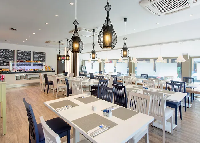 Innside By Melia San Sebastian Orly Отель 4*