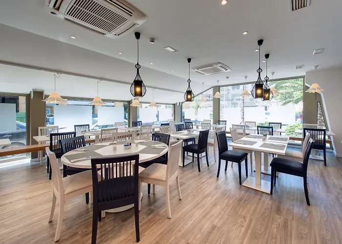 Innside By Melia San Sebastian Orly Сан-Себастьян