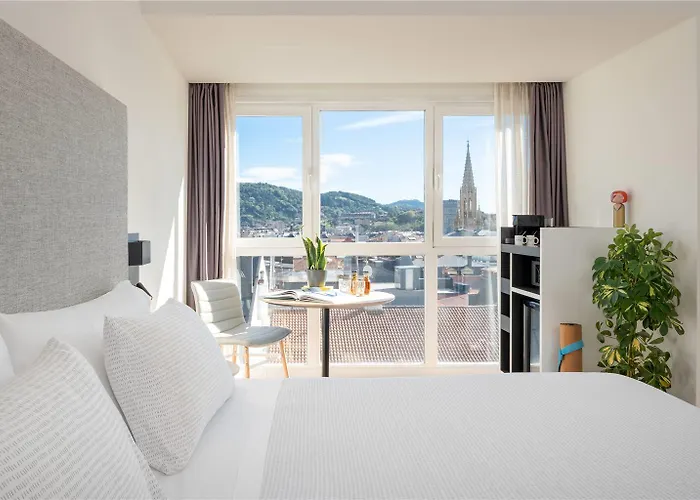 Отель Innside By Melia San Sebastian Orly